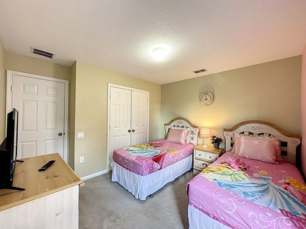 This amazing 6 Bedroom property with a lake view Villa by RedAwning Villa, 6 Bedrooms 10