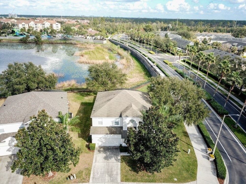 This amazing 6 Bedroom property with a lake view Villa by RedAwning Villa, 6 Bedrooms 15