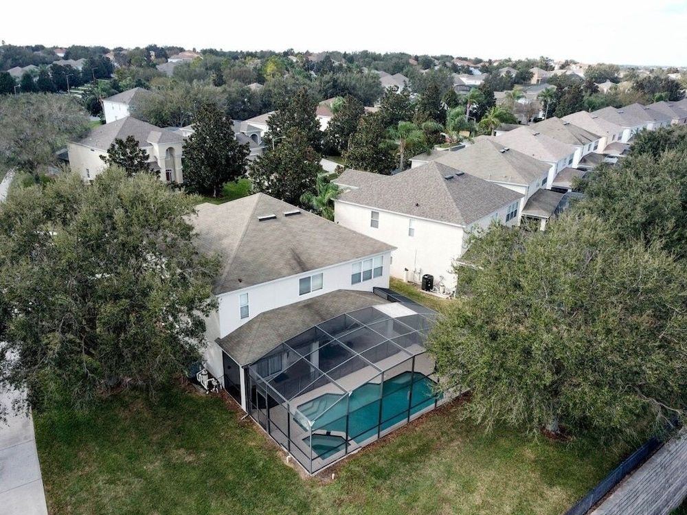 This amazing 6 Bedroom property with a lake view Villa by RedAwning Villa, 6 Bedrooms 17