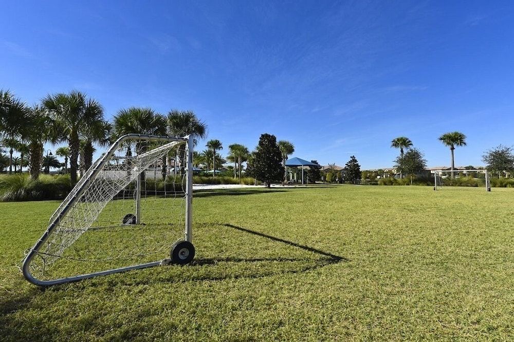 undefined Windsor at Westside IHR 3101 5