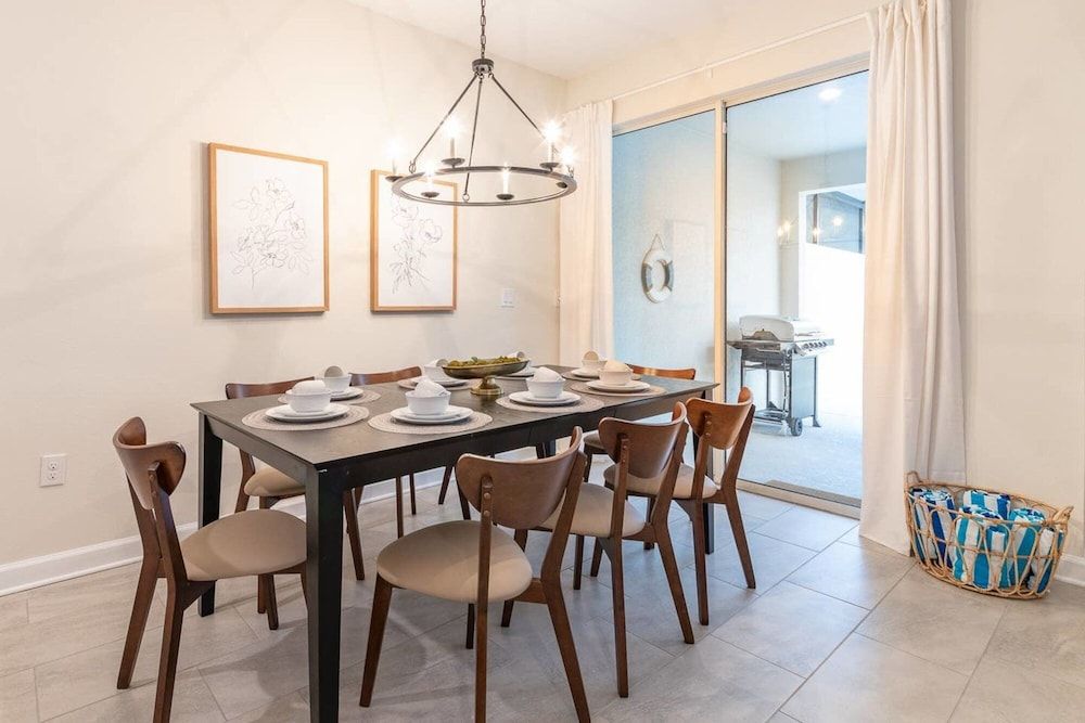 undefined Nice Home Near Disney With Private Pool 10