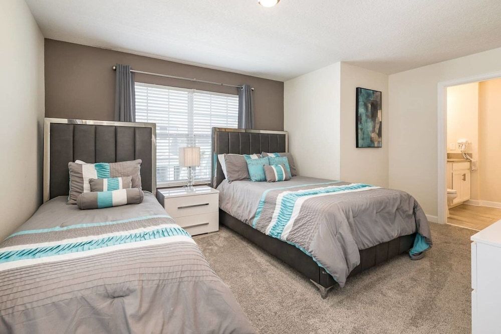 undefined Pleasant House in Storey Lake 5