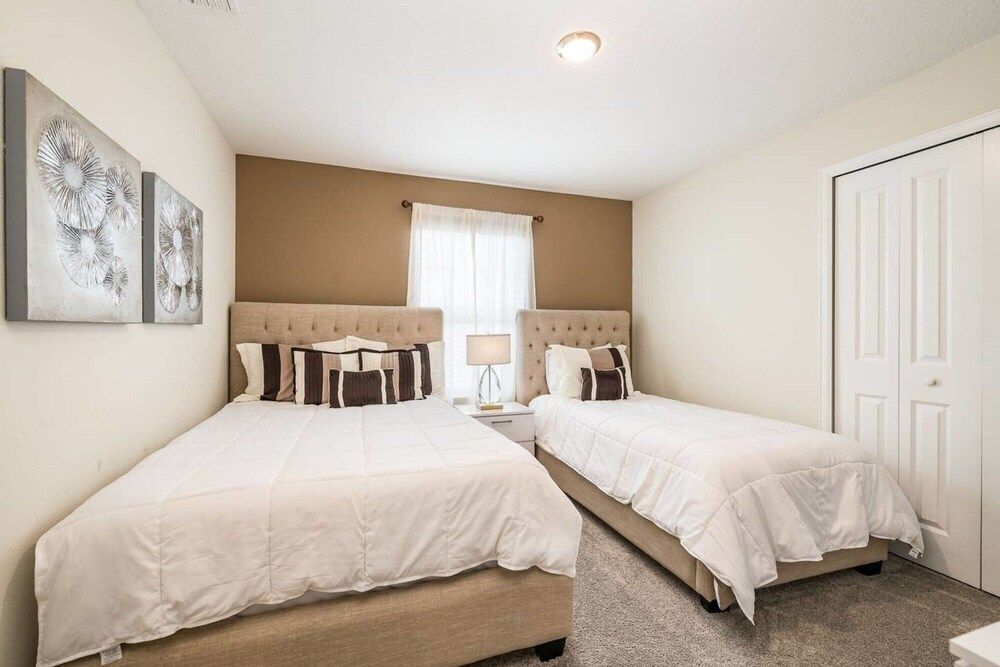 undefined Pleasant House in Storey Lake 6