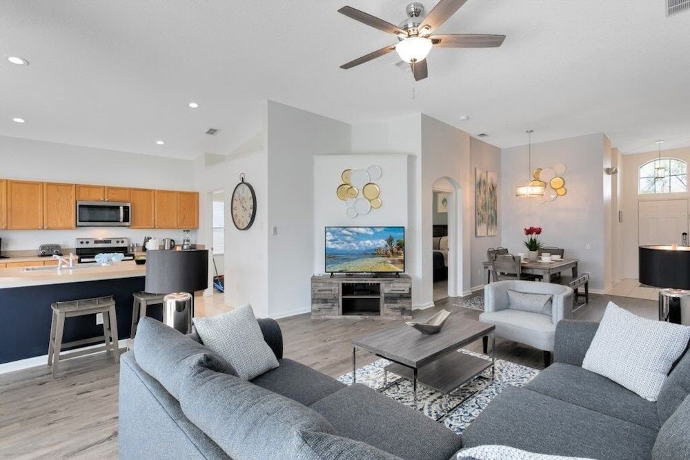 undefined Immaculate 4 Bedrooms 3 Bathroom In Windsor Palms Villa by RedAwning