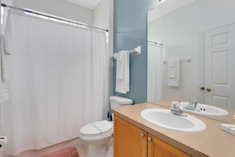 undefined Immaculate 4 Bedrooms 3 Bathroom In Windsor Palms Villa by RedAwning 10