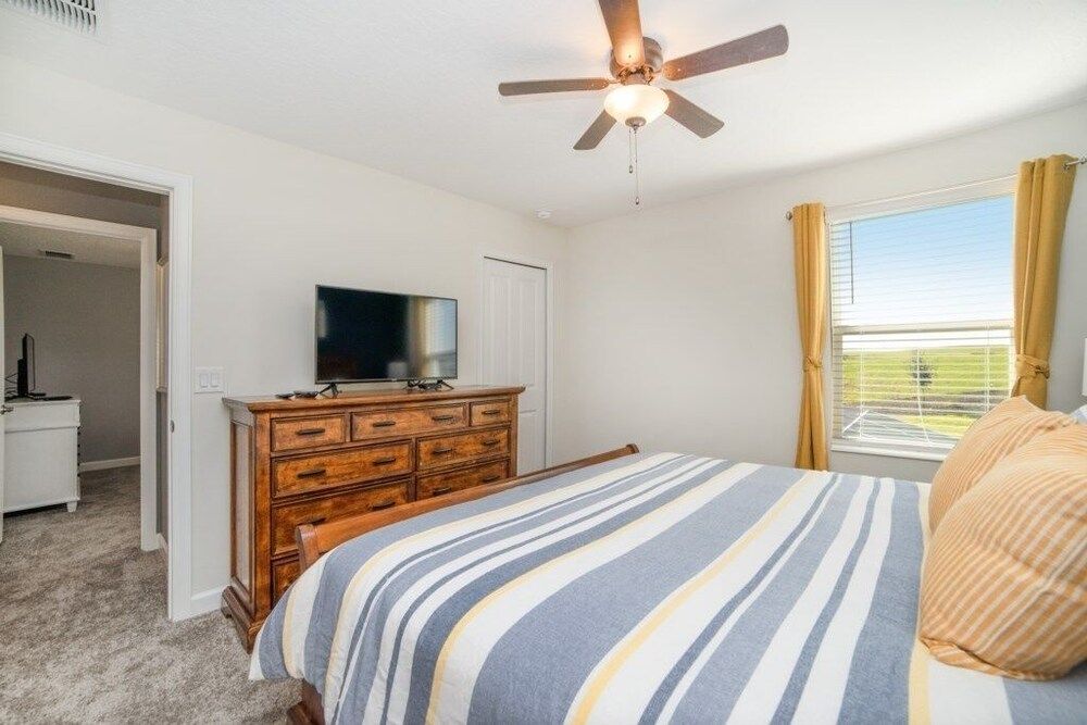 8812cruden 8 Bedroom Villa by RedAwning Villa, Multiple Bedrooms 13