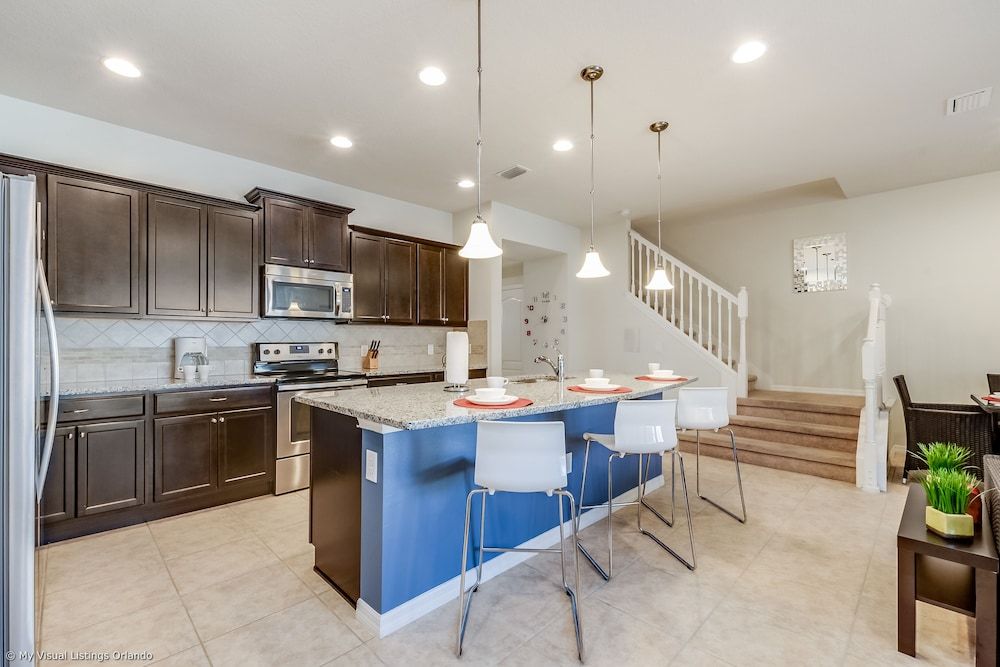 1983 Majorca Drive Villa (5 Bedrooms) 5