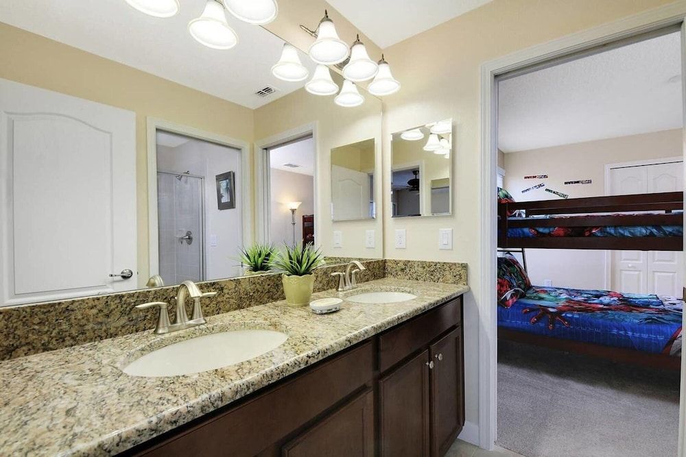 undefined Modern House in Champions Gate With Private Pool 4