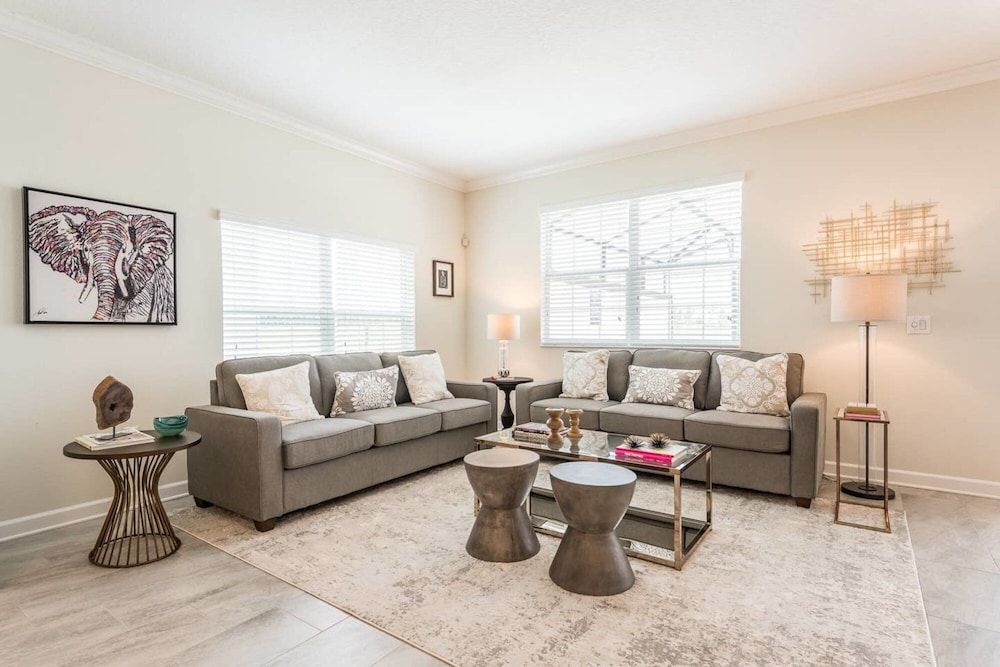 undefined Modern and Spacious 5 bed Home Resort 6