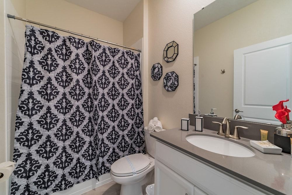 Ruby Falls Villa House (Champion Gate Resort.. Game room, pri) 20