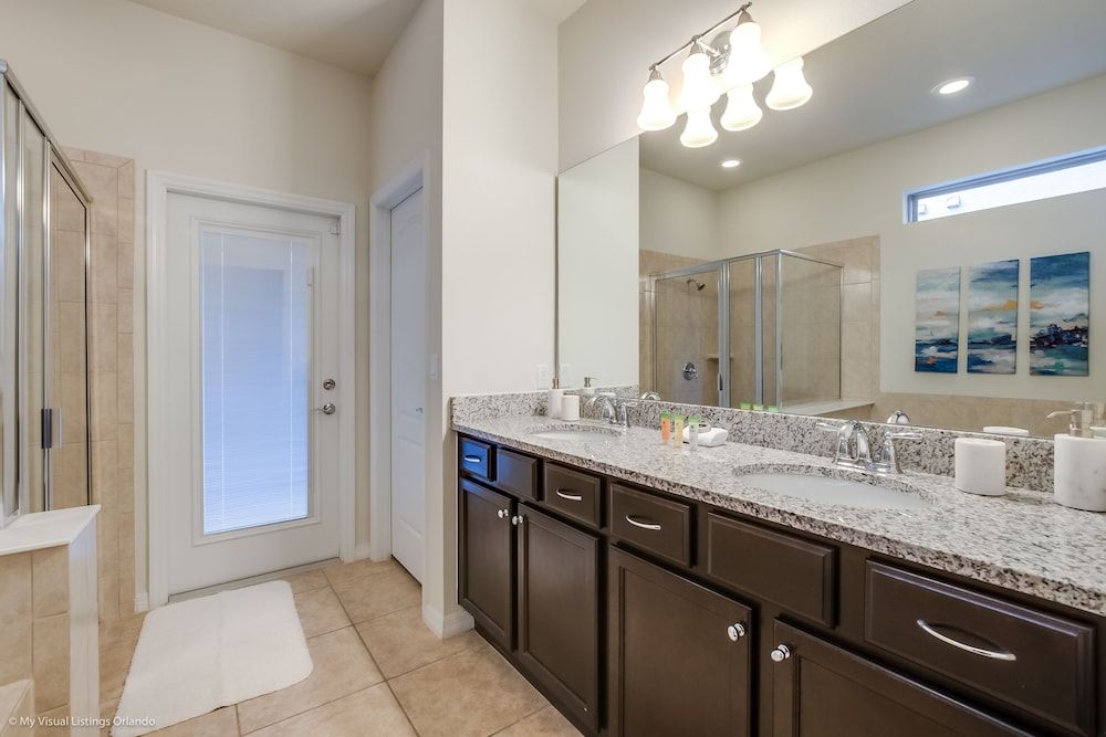 8830 Macapa Drive Villa (Multiple Bedrooms) 17