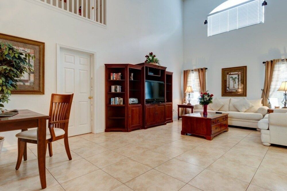 SKC Villa Emerald Island Resort Luxury Villa 11