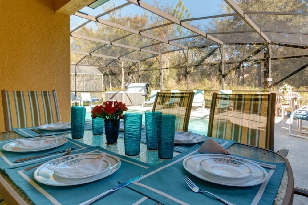 SKC Villa Emerald Island Resort Luxury Villa 16