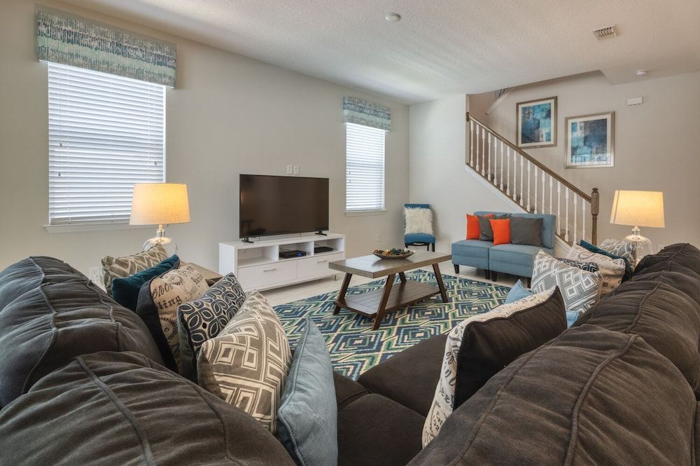 undefined Modern Home With Private Pool Near Disney 2