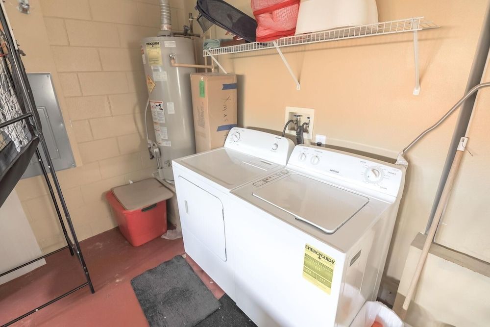 Maya's Charming Indian Creek Vacation Home House, Multiple Beds (Maya's Charming Indian Creek Vacation) 14