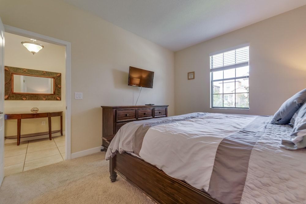 Lei's 9-bedroom Champions Gates Vacation Home House, Multiple Beds (Lei's 9-Bedroom Champions Gates Vacat) 5