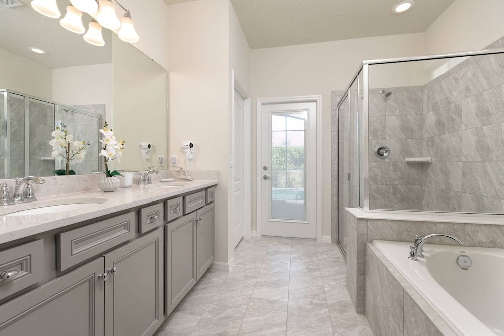 Brand New 6 Bedroom With Private Pool House (6 Bedrooms) 16