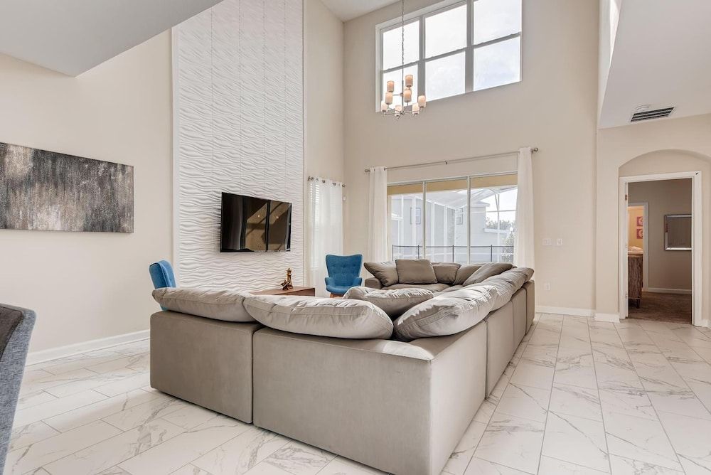 undefined 8992 CC - Exquisite 5 Bed Single Family 10