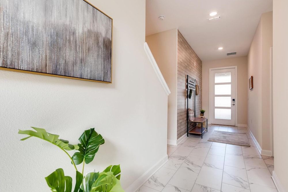 undefined 8992 CC - Exquisite 5 Bed Single Family 9