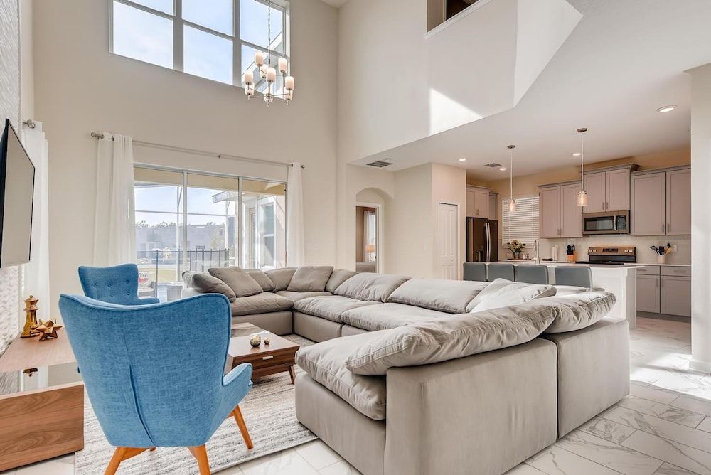 undefined 8992 CC - Exquisite 5 Bed Single Family 8