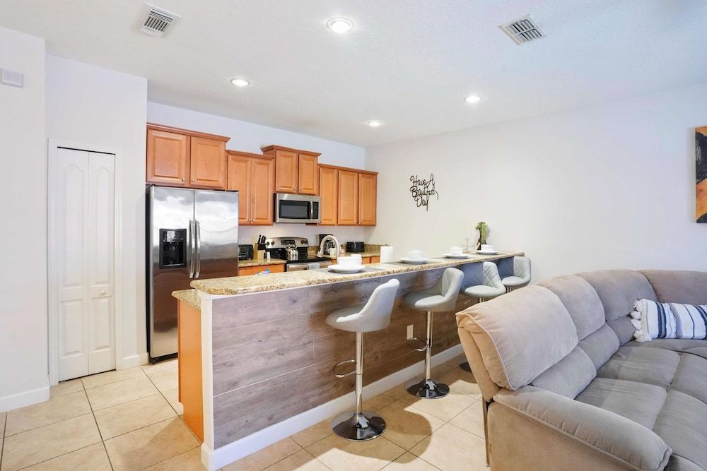 Private Pool Getaway! Near Theme Parks! House (4 Bedrooms) 22