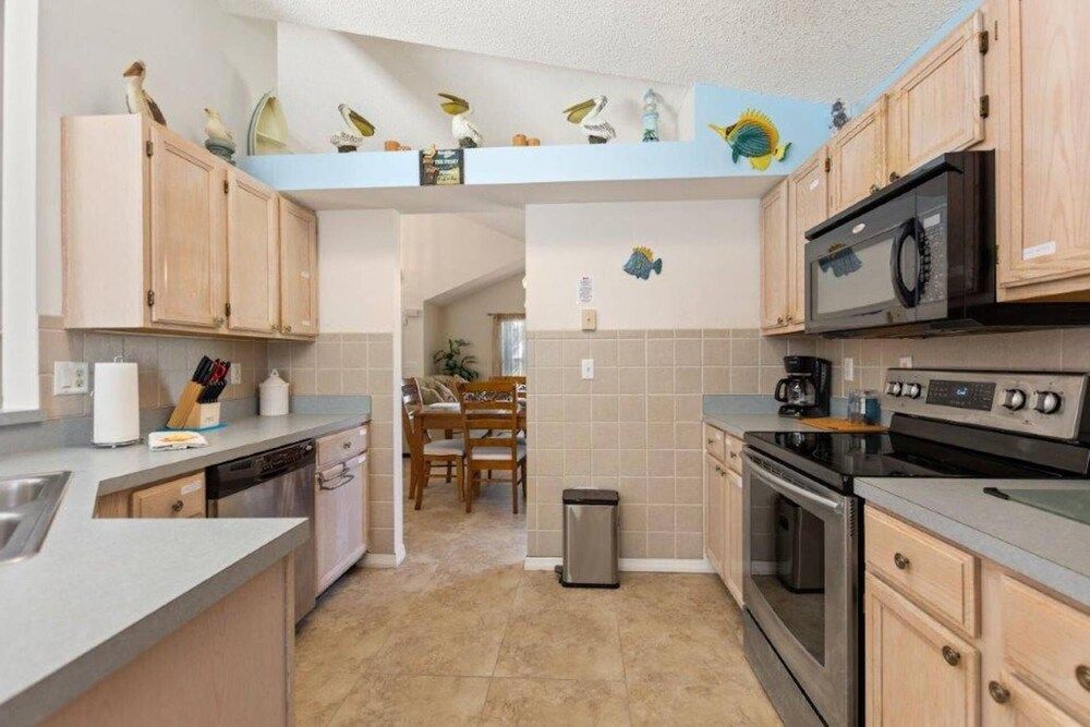 undefined 2811 Lindfields 9