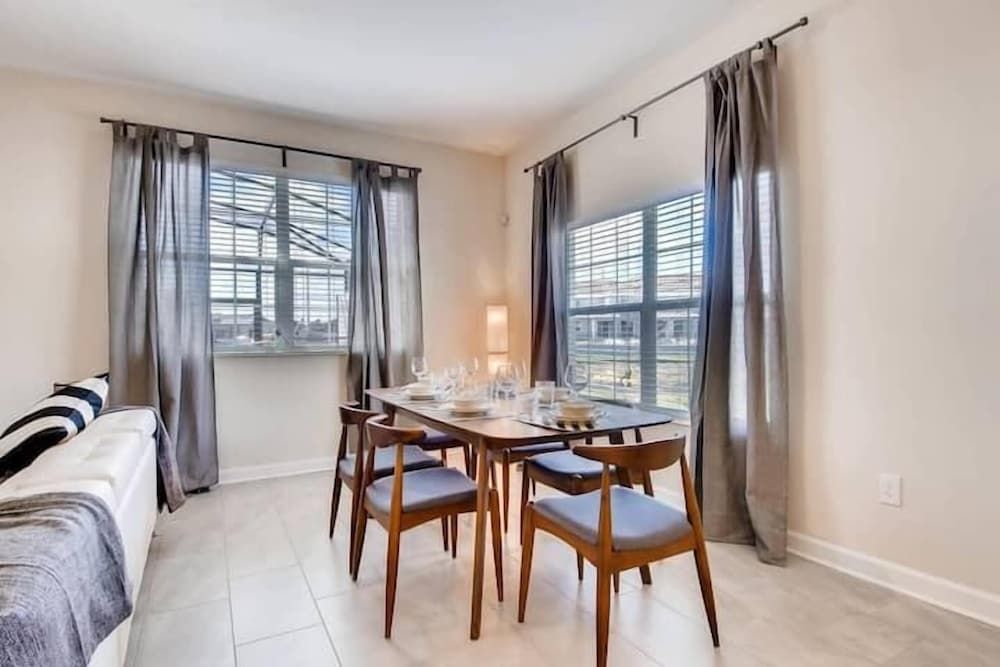 undefined 4827 RC - Storey Lake - Luxury 5 Bed Villa 8