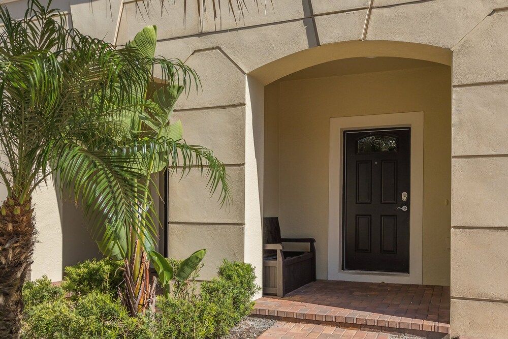 undefined The Palace at Geneve 2