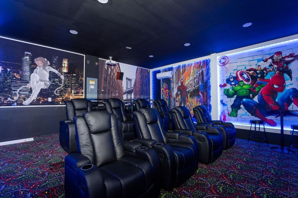 undefined Large Themed Bedroom Home Near Disney 2