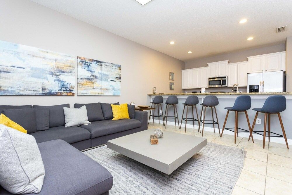 undefined Beautiful Townhome Near Disney 2