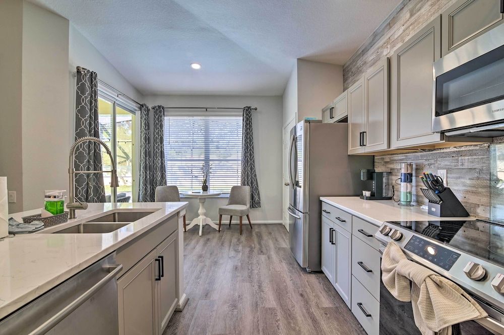 Kissimmee Villa w/ Pool & Lanai ~ 5 Mi to Disney! Villa (4 Bedrooms) 13