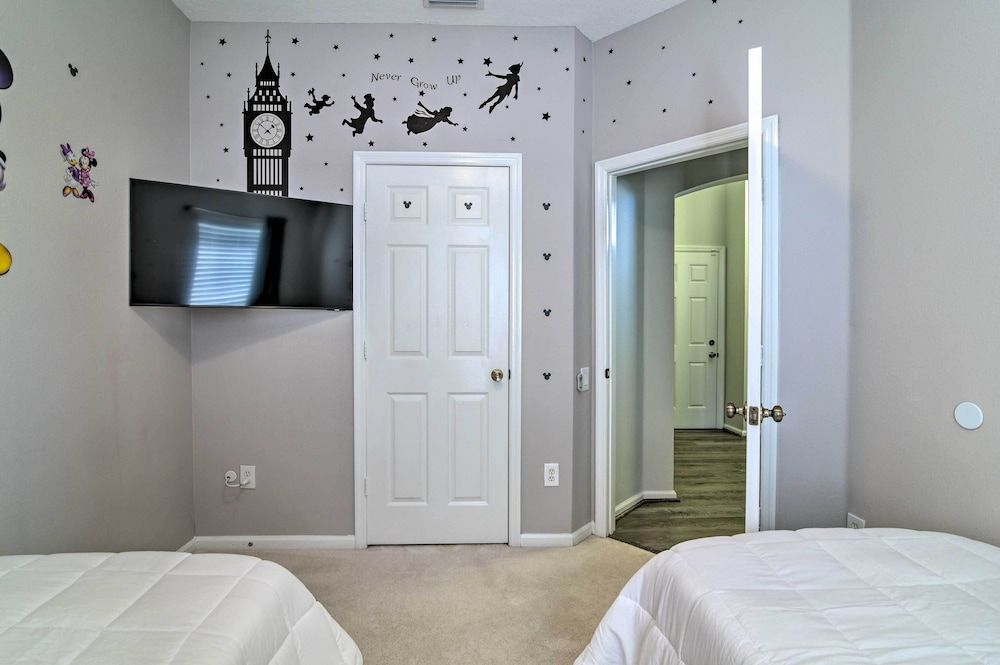 undefined Kissimmee Villa w/ Pool & Lanai ~ 5 Mi to Disney! 6