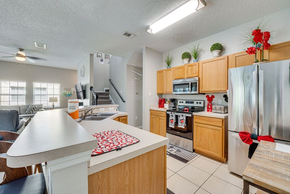 undefined Kissimmee Villa w/ Pool & Lanai: 8 Mi to Disney! 3