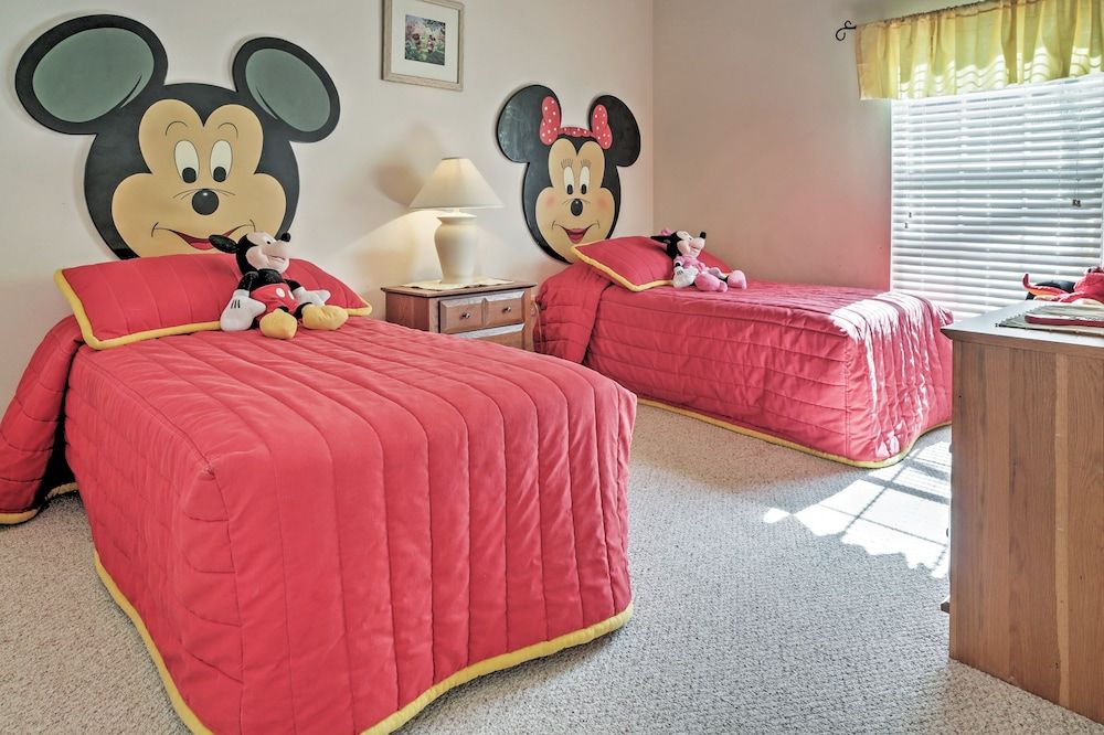 undefined Kissimmee Getaway w/ Lanai, 4 Mi to Disney World! 4