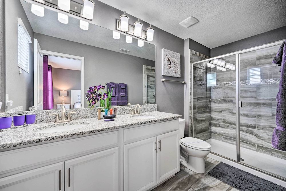 Chic Villa Near Disney w/ Resort Amenities! Villa (6 Bedrooms) 21