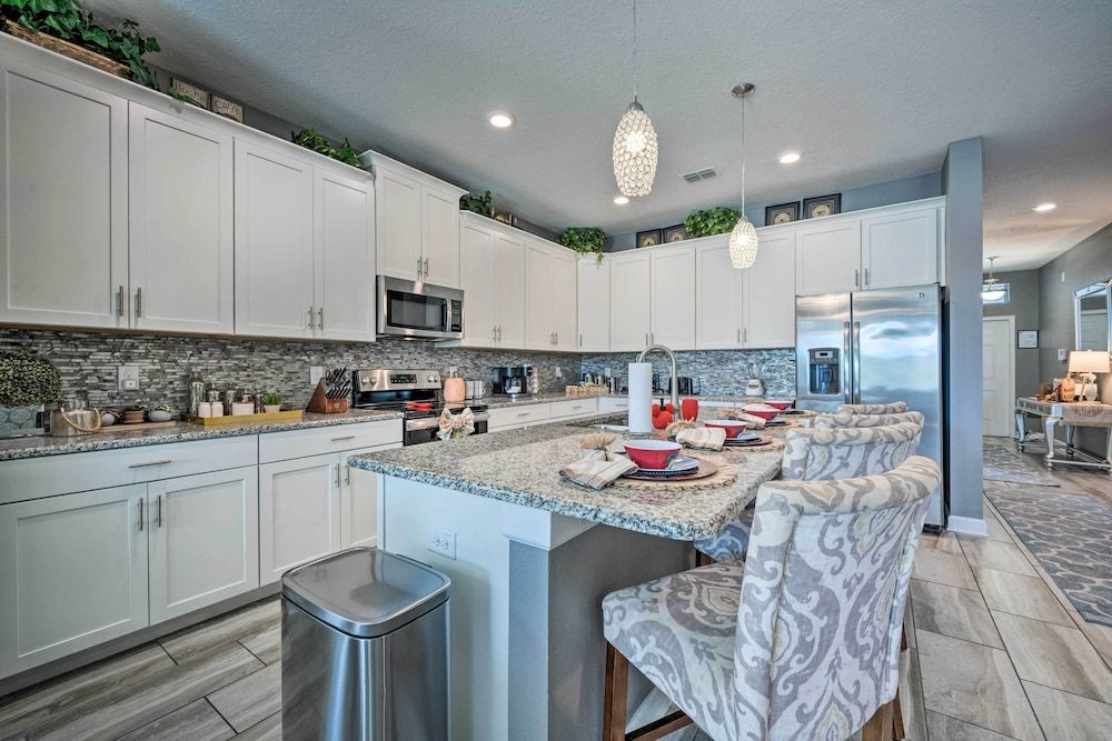 Chic Villa Near Disney w/ Resort Amenities! Villa (6 Bedrooms) 15