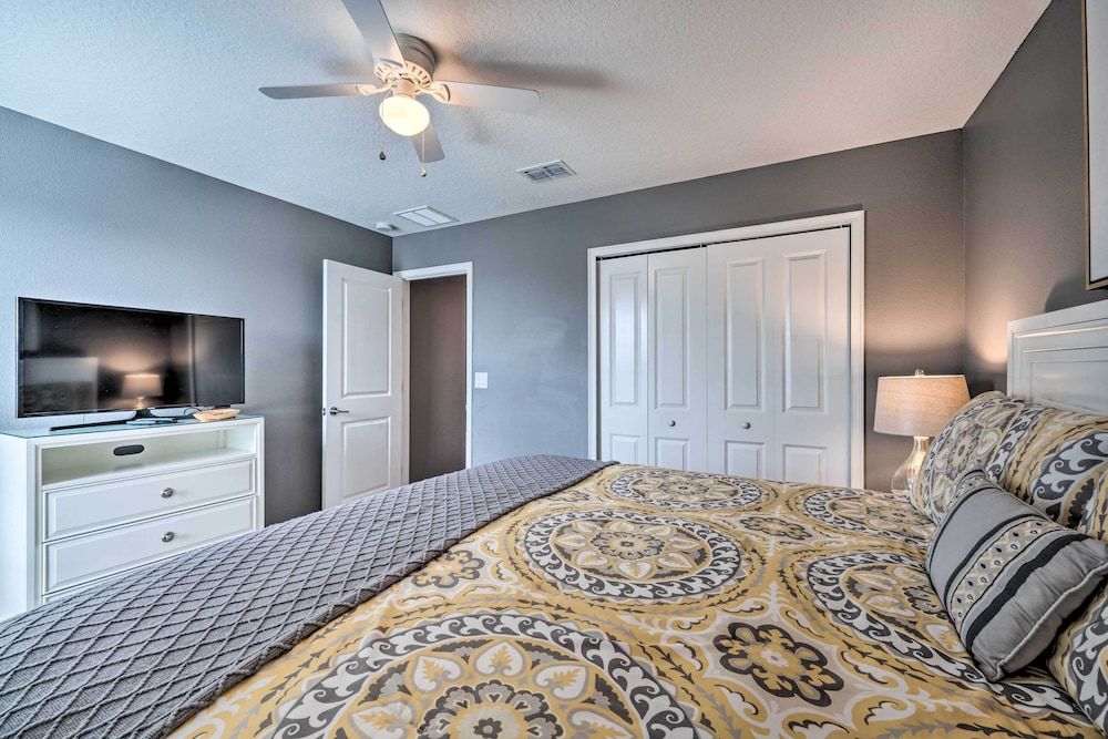 Chic Villa Near Disney w/ Resort Amenities! Villa (6 Bedrooms) 11