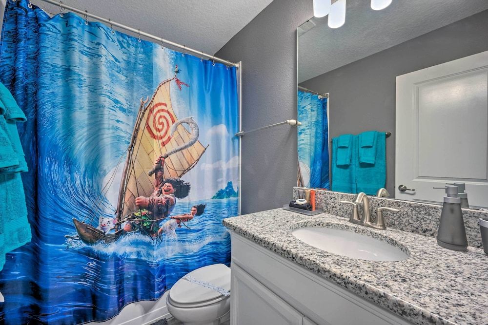 Chic Villa Near Disney w/ Resort Amenities! Villa (6 Bedrooms) 16