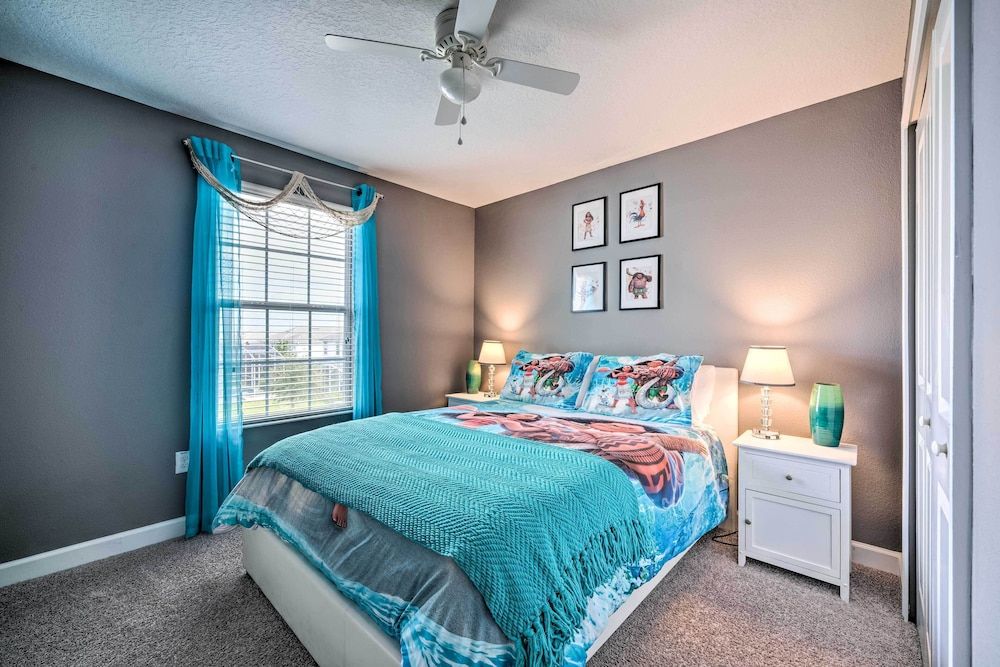 Chic Villa Near Disney w/ Resort Amenities! Villa (6 Bedrooms) 12