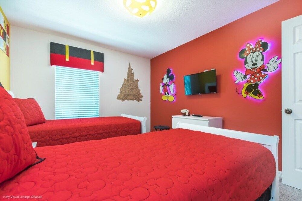 Orlando Newest Resort Community Town 5 Bedroom Townhouse by RedAwning Townhome, 5 Bedrooms 9