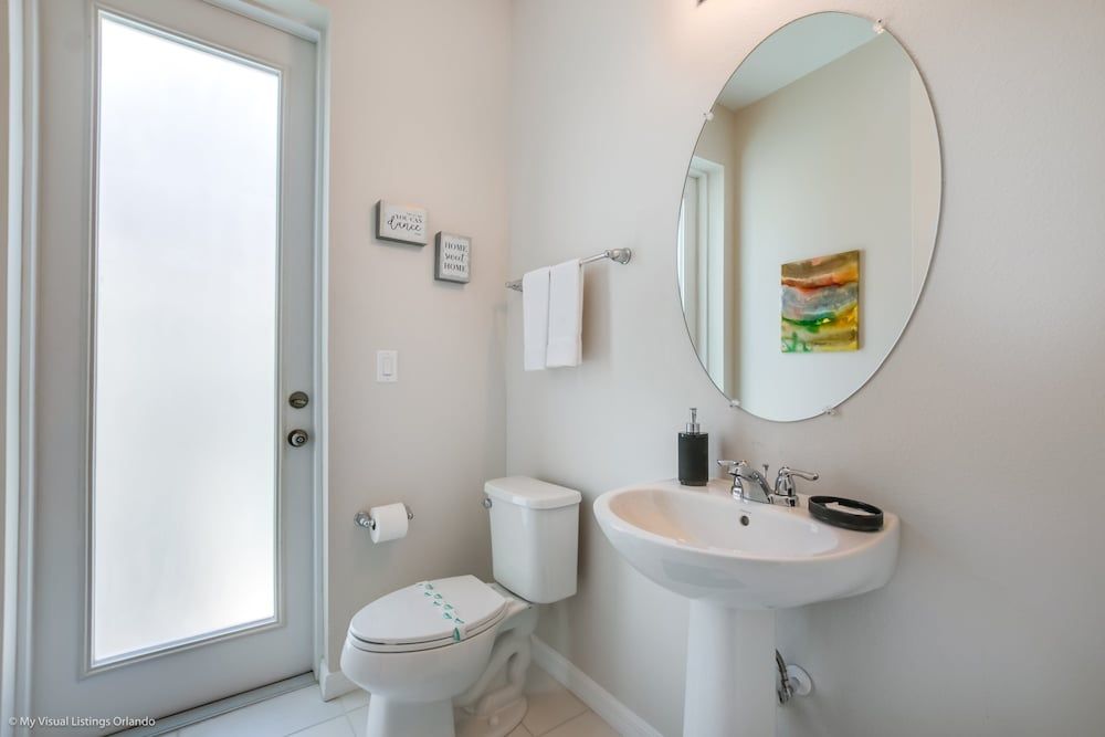 5 Bedroom 4.5 Bathrooms With Pool House (Orlando Newest Resort Community Town) 14