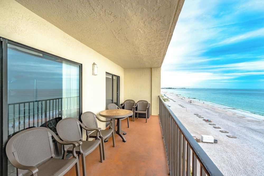 Condo (3 Bedrooms)