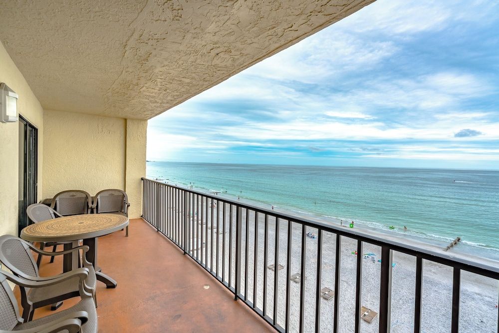 Condo (3 Bedrooms)