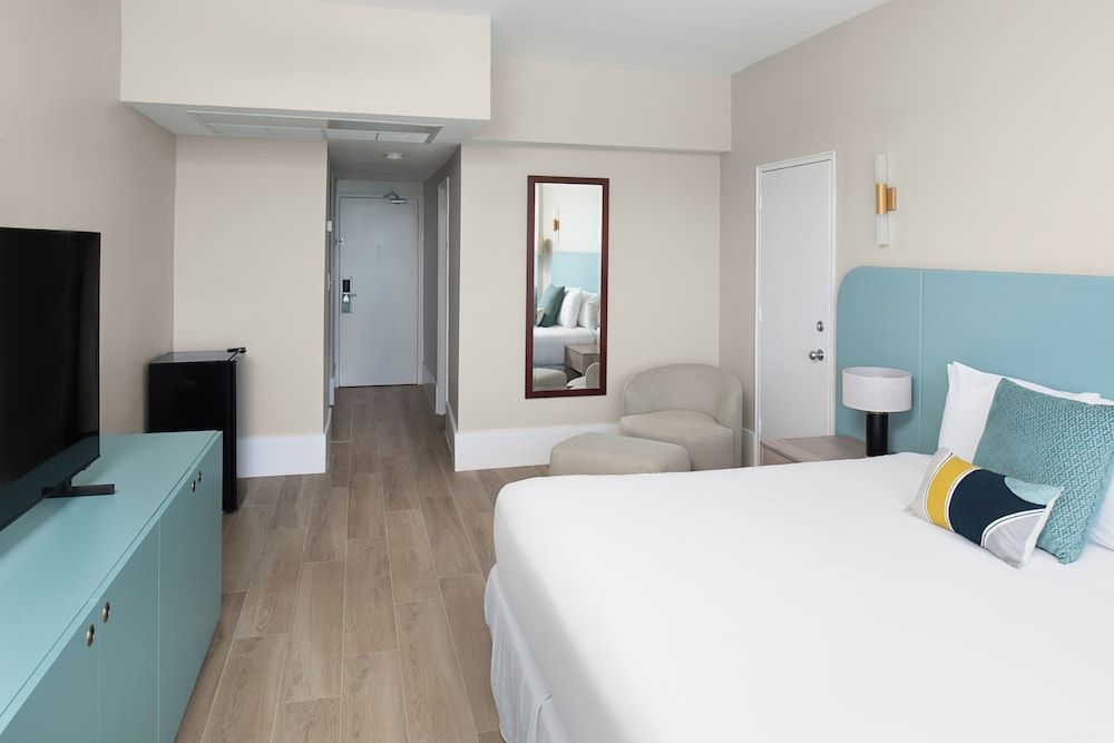 undefined Sherry Frontenac Oceanfront Hotel 3