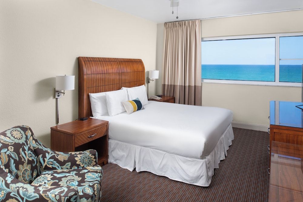 undefined Sherry Frontenac Oceanfront Hotel 9