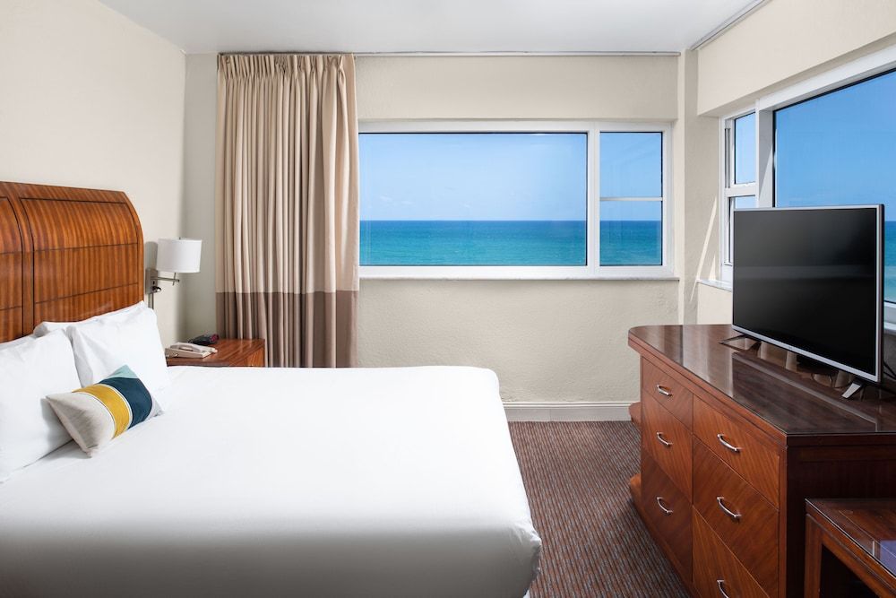 undefined Sherry Frontenac Oceanfront Hotel 10