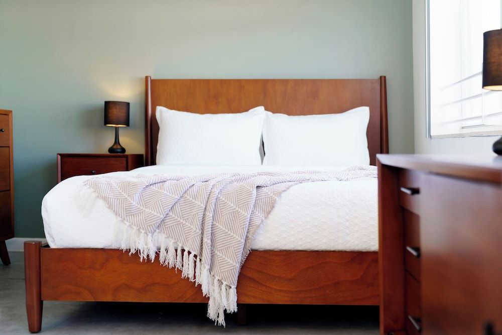 undefined Franklin Suites South Beach 8