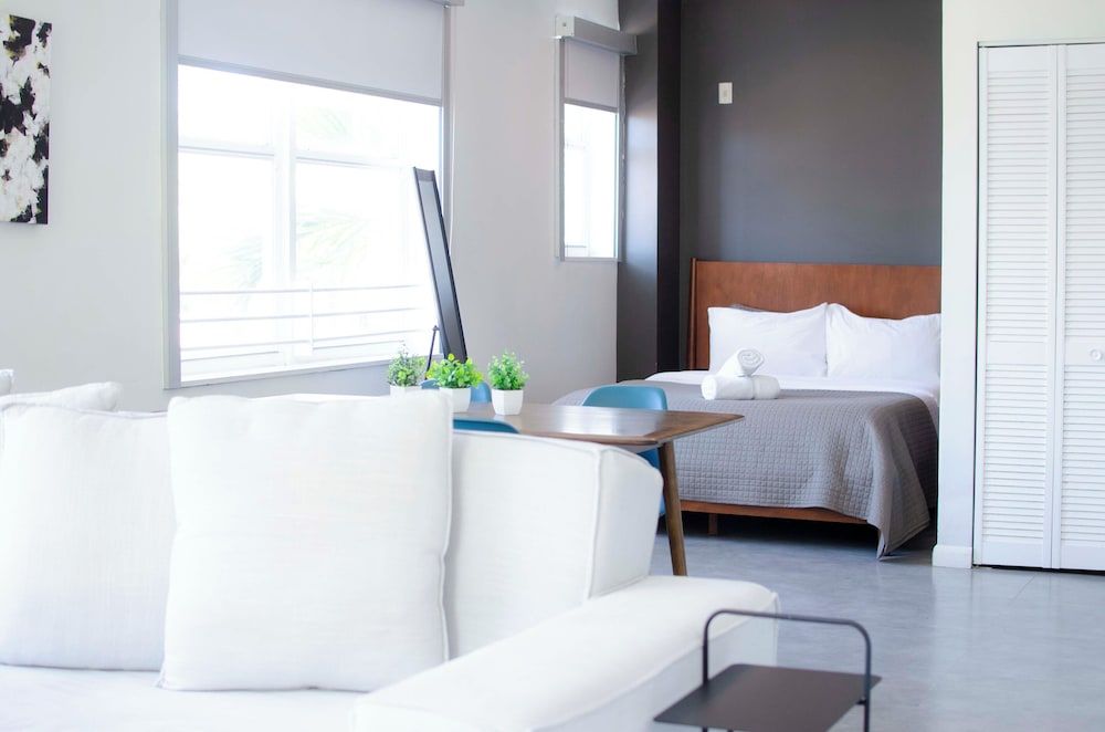 undefined Franklin Suites South Beach 4