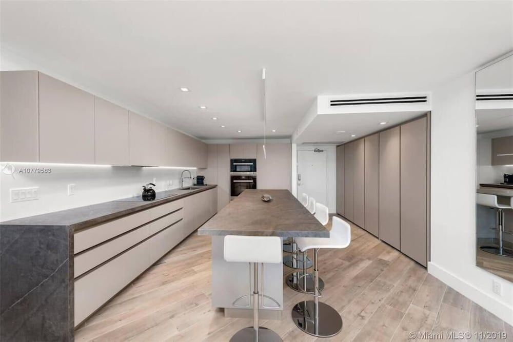 Ocean View Luxury Condo Family Apartment, 3 Bedrooms, City View 5