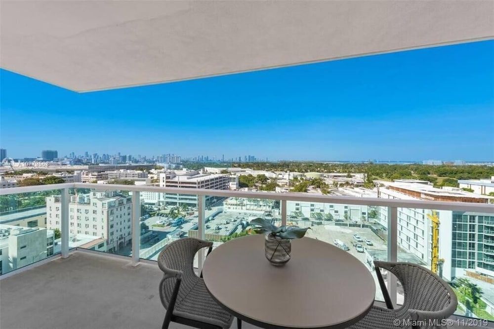 Ocean View Luxury Condo Family Apartment, 3 Bedrooms, City View 4